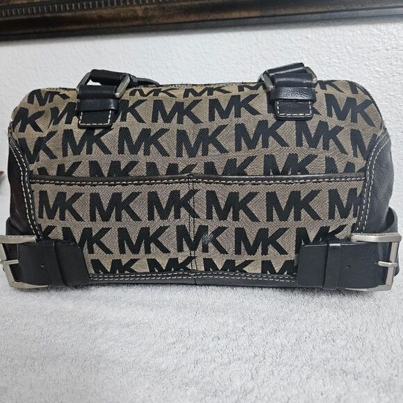 Michael kors shoulder bag - Picture 1 of 14
